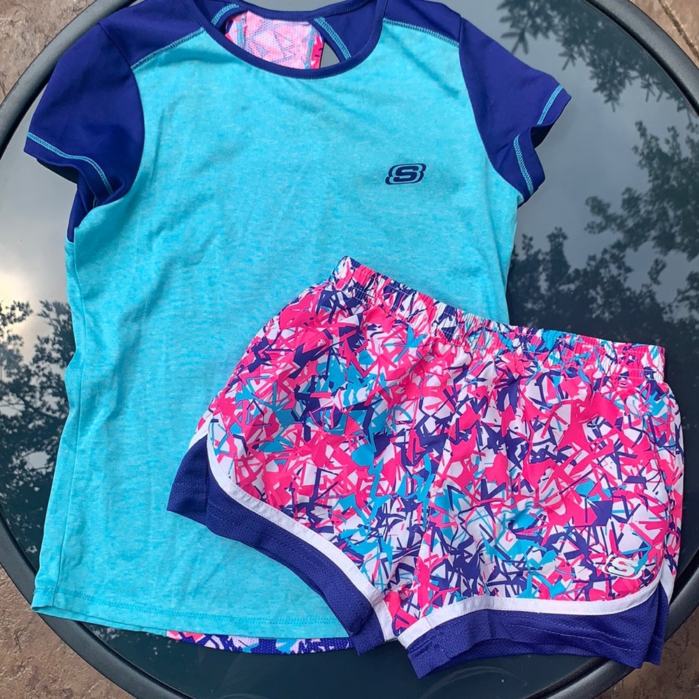 Skechers outfit